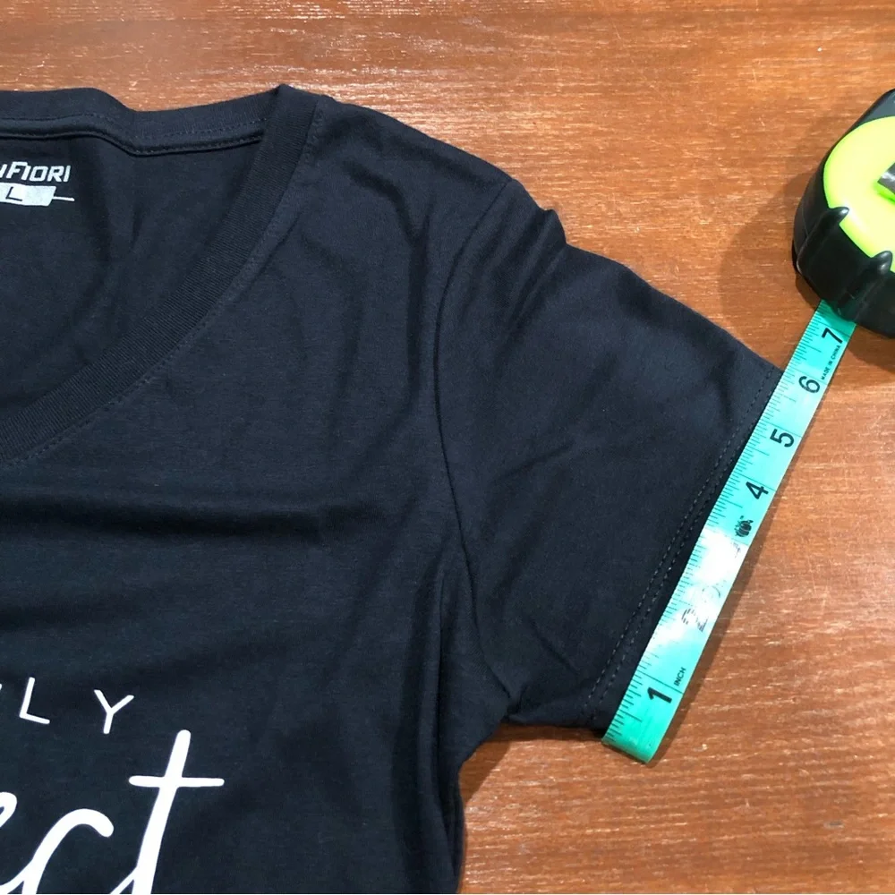 NEW!! V-neck tee - Picture 4 of 6